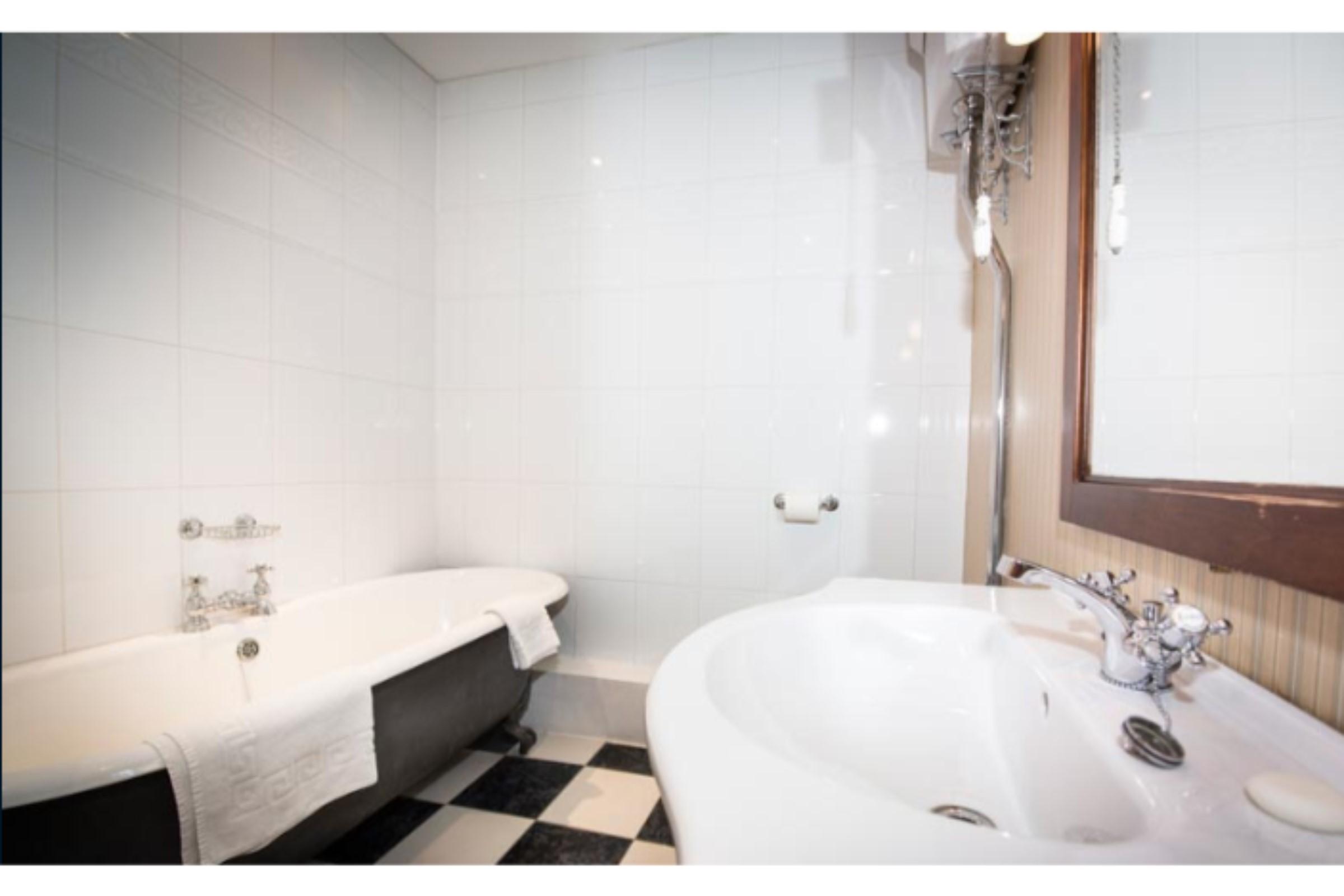 Hotel Columba By Compass Hospitality Inverness